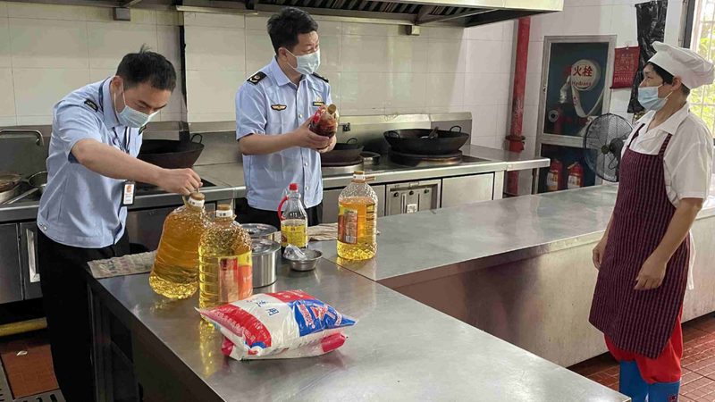 办公室零食新宠：揭秘适合工作的坚果炒货